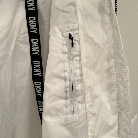 NWT DKNY Women's Sport Colorblock Logo Puffer W/Removeable Hood Down Alternative - Picture 6 of 13